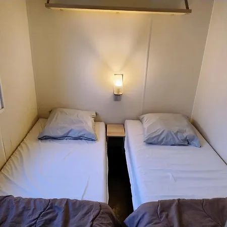 Mobil home proche d'Europa park et Rulantica 6 pers 3 chambres Camping *